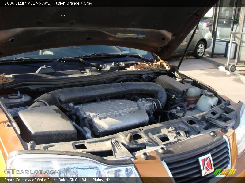 Fusion Orange / Gray 2006 Saturn VUE V6 AWD