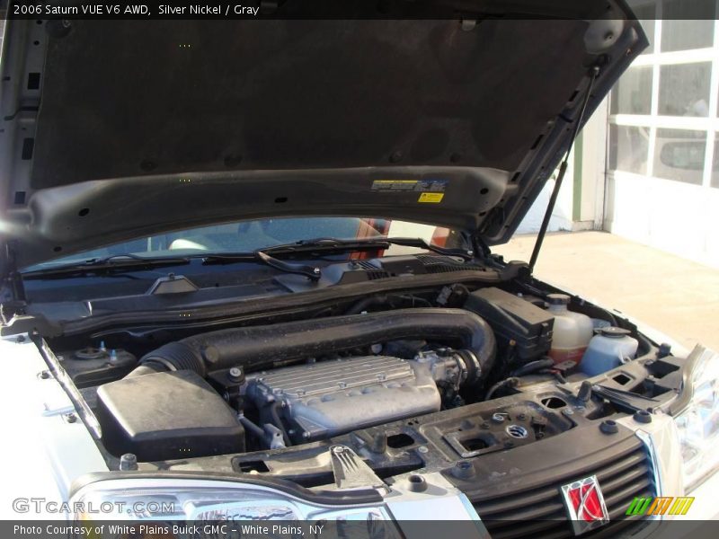 Silver Nickel / Gray 2006 Saturn VUE V6 AWD