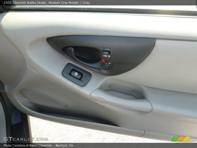 Medium Gray Metallic / Gray 2003 Chevrolet Malibu Sedan