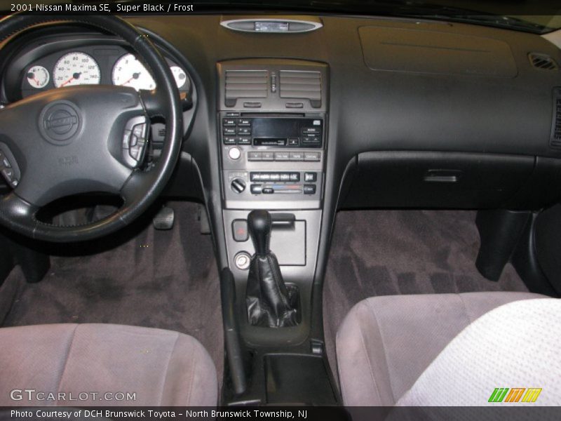 Super Black / Frost 2001 Nissan Maxima SE