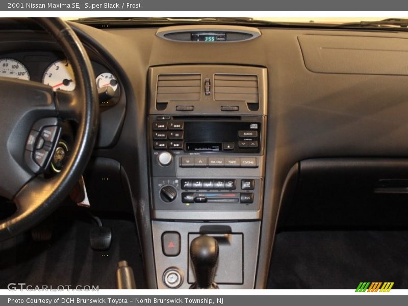 Super Black / Frost 2001 Nissan Maxima SE