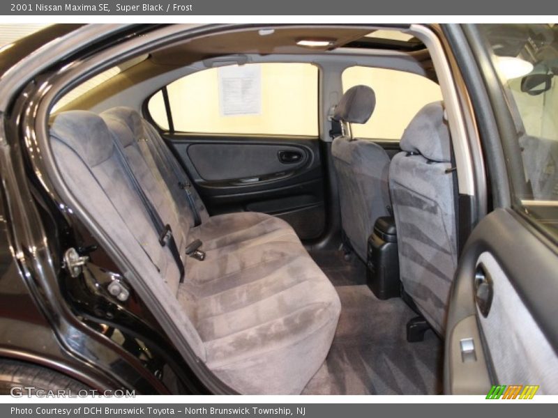 Super Black / Frost 2001 Nissan Maxima SE