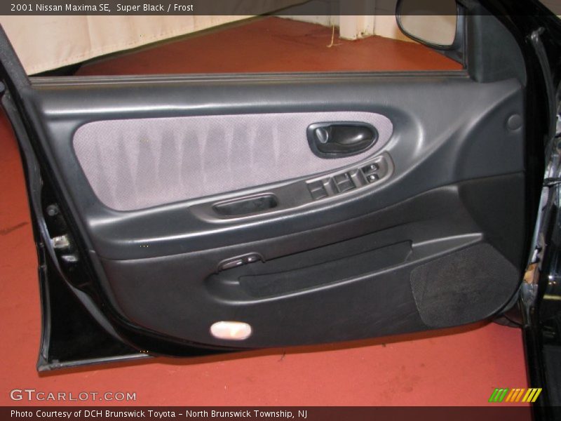 Super Black / Frost 2001 Nissan Maxima SE