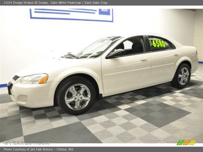 Satin White Pearlcoat / Dark Slate Gray 2004 Dodge Stratus ES Sedan