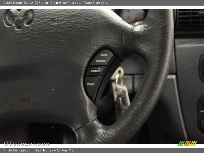 Satin White Pearlcoat / Dark Slate Gray 2004 Dodge Stratus ES Sedan