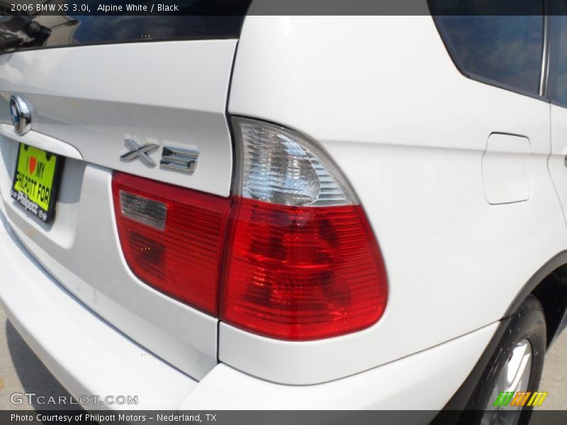 Alpine White / Black 2006 BMW X5 3.0i