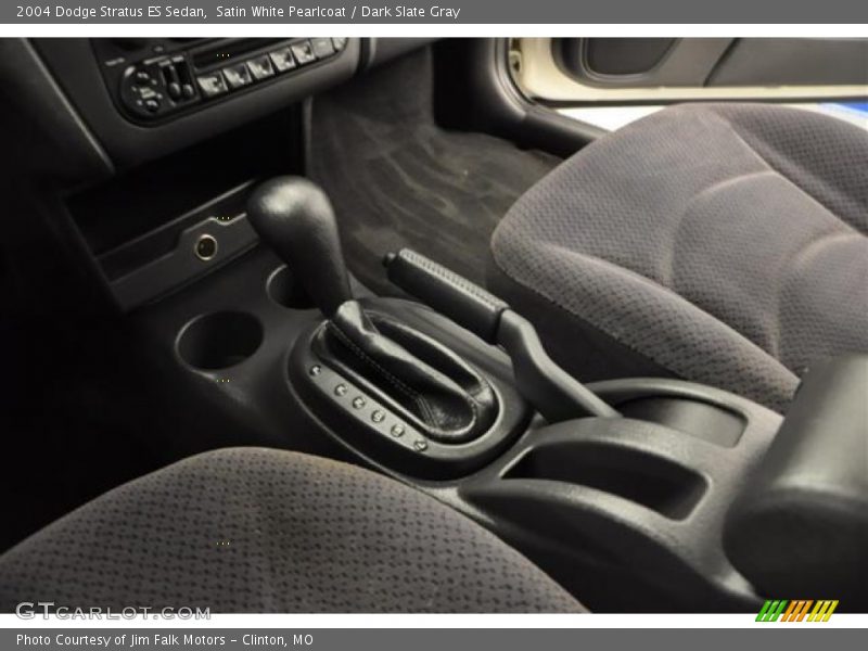 Satin White Pearlcoat / Dark Slate Gray 2004 Dodge Stratus ES Sedan