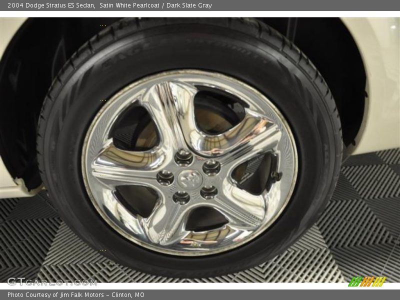 Satin White Pearlcoat / Dark Slate Gray 2004 Dodge Stratus ES Sedan