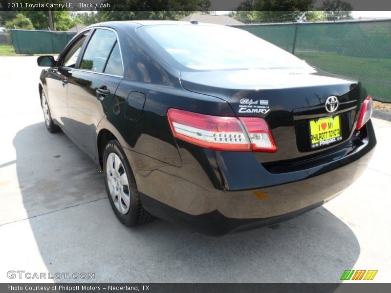 Black / Ash 2011 Toyota Camry LE