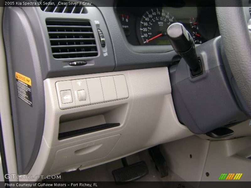 Clear Silver / Gray 2005 Kia Spectra LX Sedan