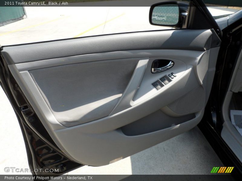 Black / Ash 2011 Toyota Camry LE
