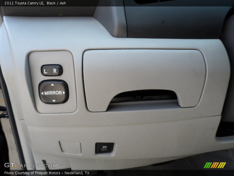 Black / Ash 2011 Toyota Camry LE