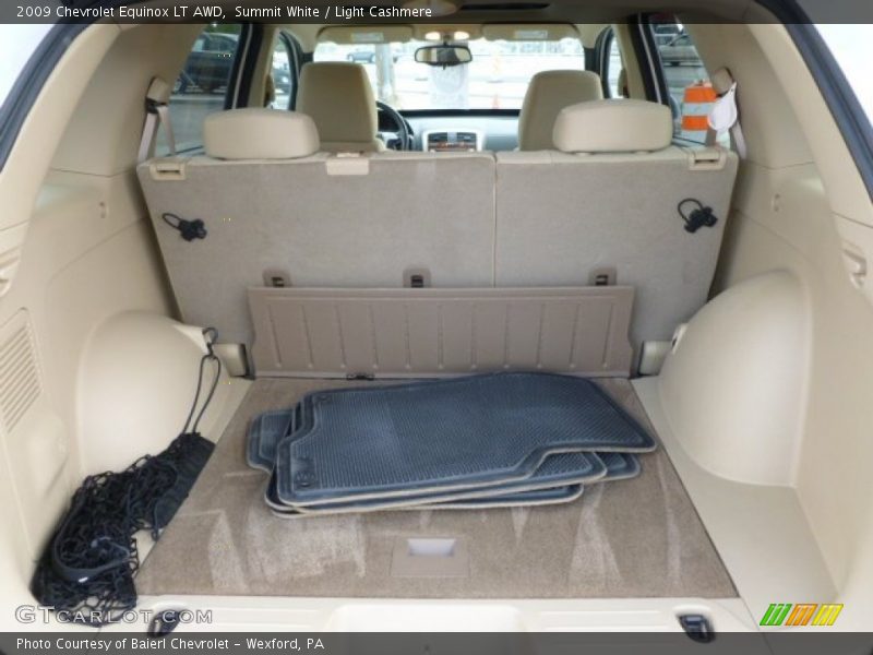 Summit White / Light Cashmere 2009 Chevrolet Equinox LT AWD