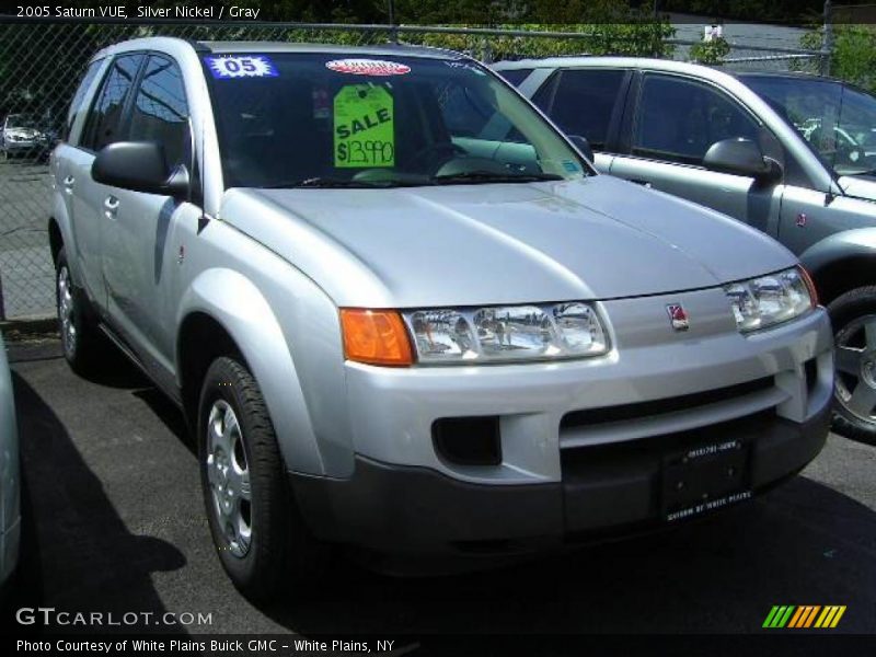 Silver Nickel / Gray 2005 Saturn VUE