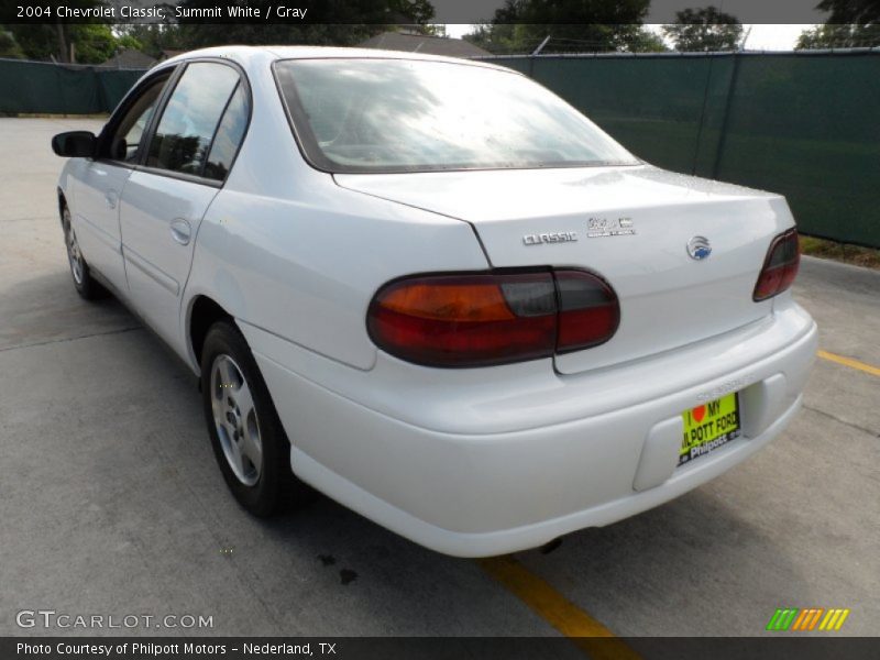 Summit White / Gray 2004 Chevrolet Classic