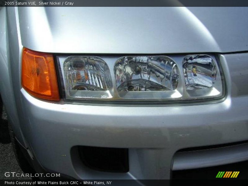 Silver Nickel / Gray 2005 Saturn VUE