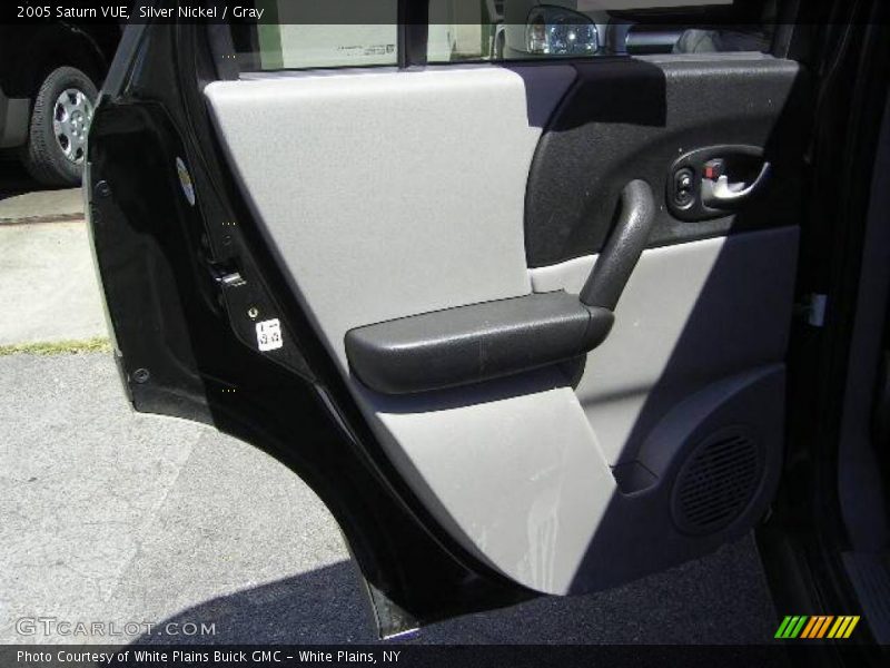 Silver Nickel / Gray 2005 Saturn VUE