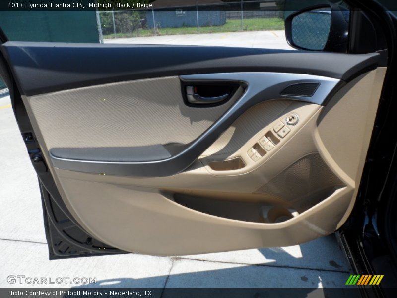Midnight Black / Beige 2013 Hyundai Elantra GLS