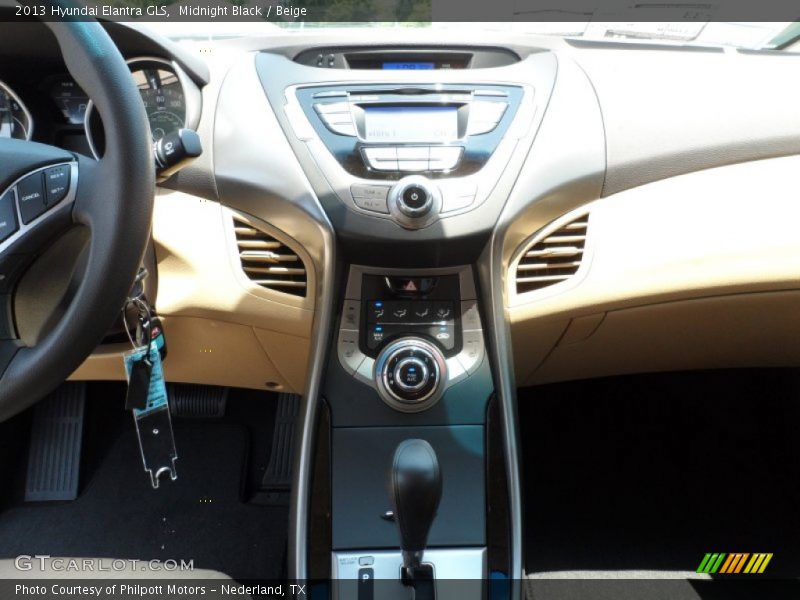 Midnight Black / Beige 2013 Hyundai Elantra GLS