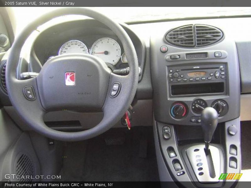 Silver Nickel / Gray 2005 Saturn VUE