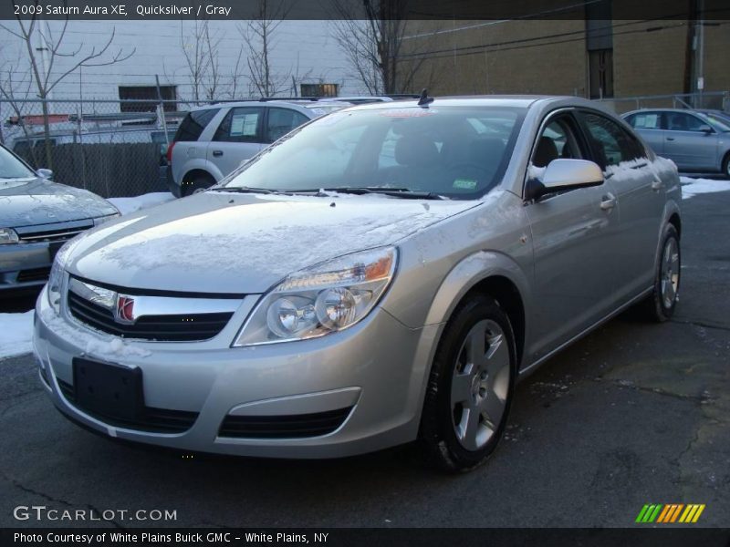 Quicksilver / Gray 2009 Saturn Aura XE