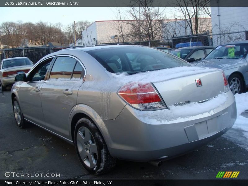 Quicksilver / Gray 2009 Saturn Aura XE