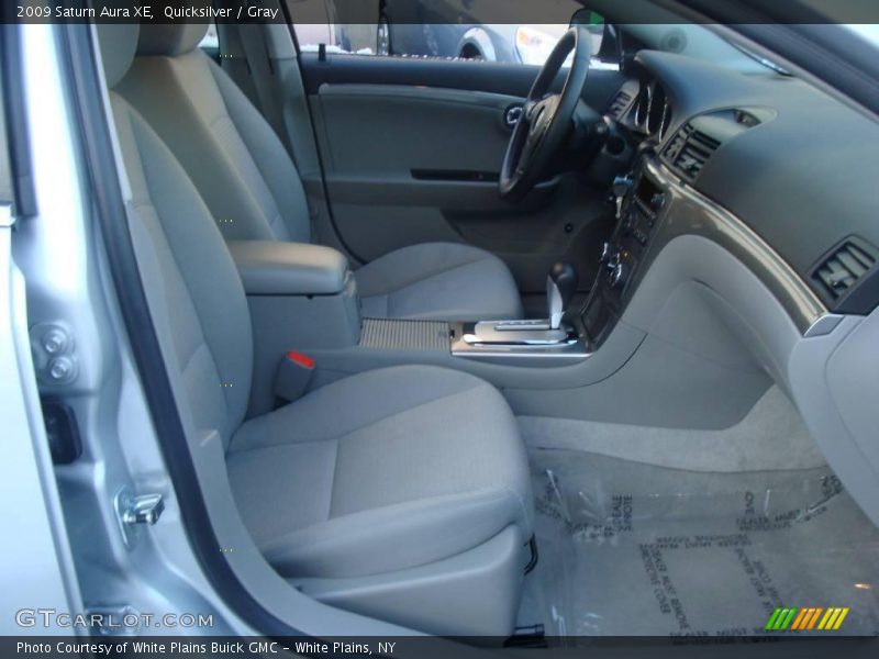 Quicksilver / Gray 2009 Saturn Aura XE