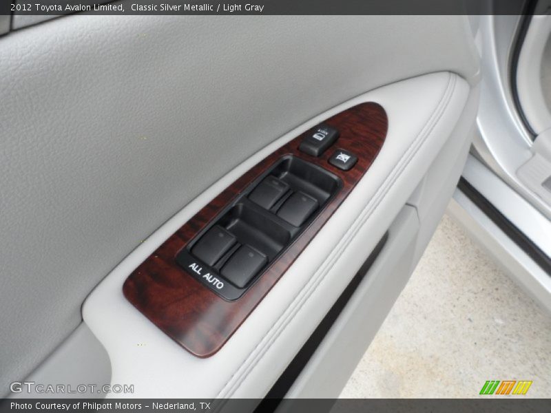 Classic Silver Metallic / Light Gray 2012 Toyota Avalon Limited