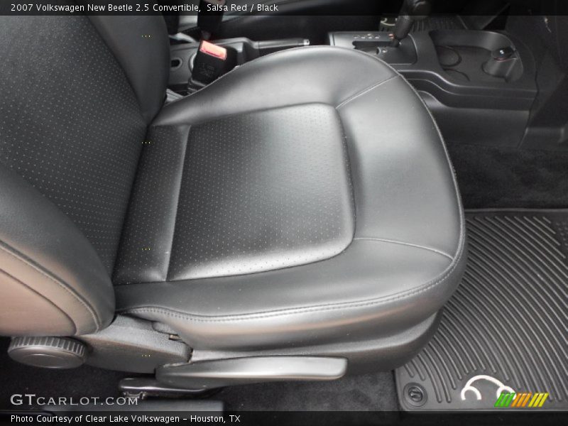 Salsa Red / Black 2007 Volkswagen New Beetle 2.5 Convertible