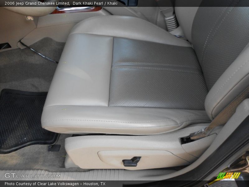 Front Seat of 2006 Grand Cherokee Limited
