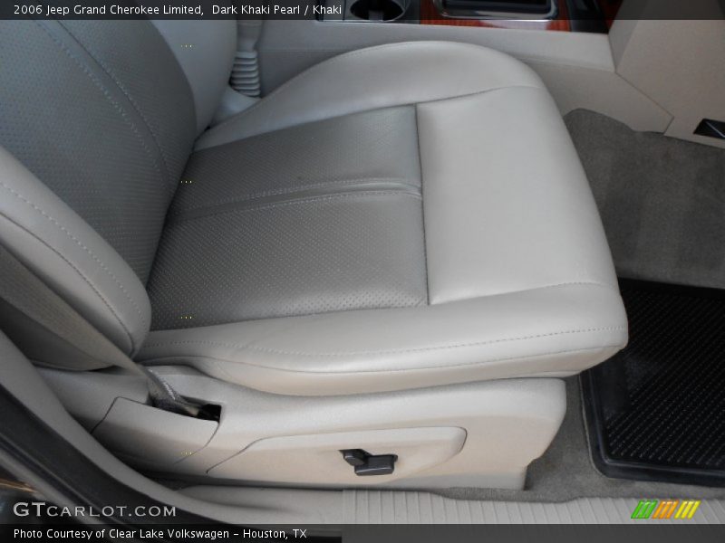 Front Seat of 2006 Grand Cherokee Limited