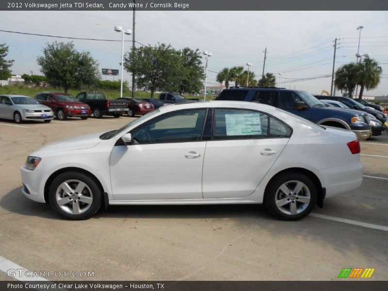 Candy White / Cornsilk Beige 2012 Volkswagen Jetta TDI Sedan
