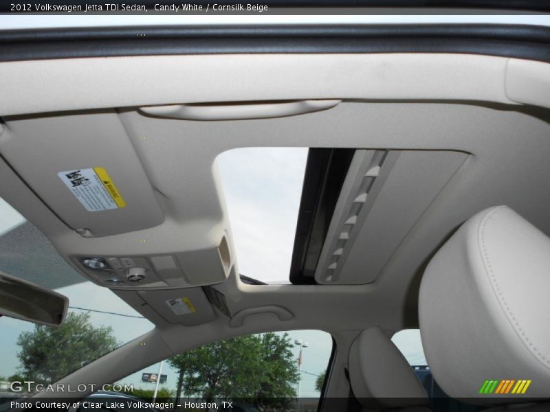 Candy White / Cornsilk Beige 2012 Volkswagen Jetta TDI Sedan