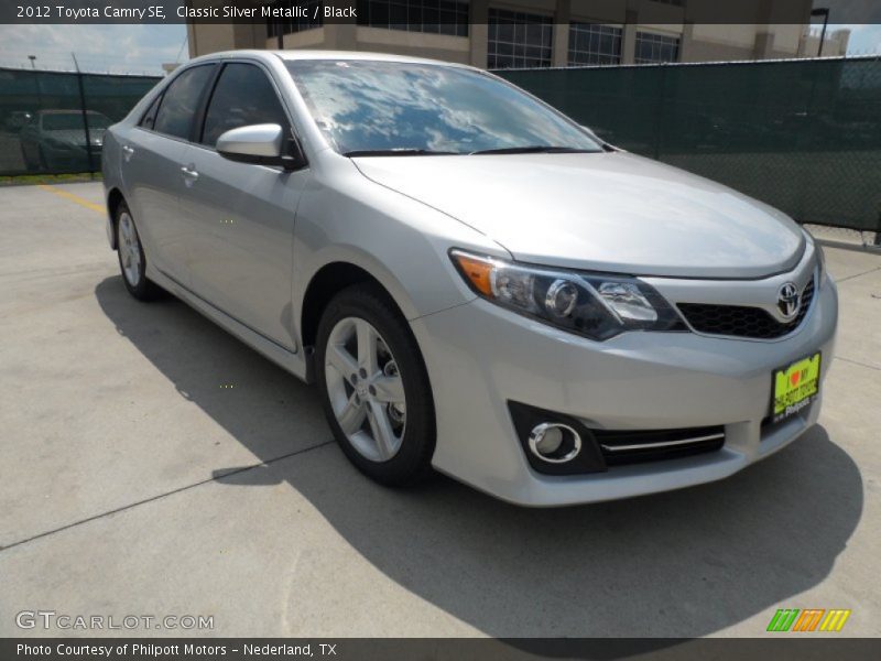 Classic Silver Metallic / Black 2012 Toyota Camry SE