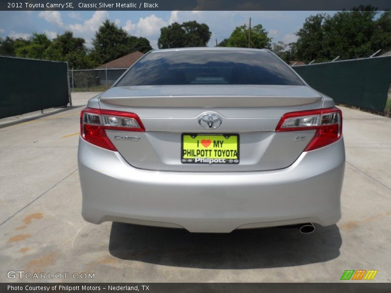 Classic Silver Metallic / Black 2012 Toyota Camry SE