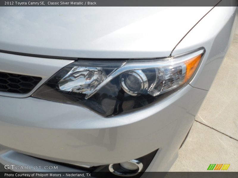 Classic Silver Metallic / Black 2012 Toyota Camry SE