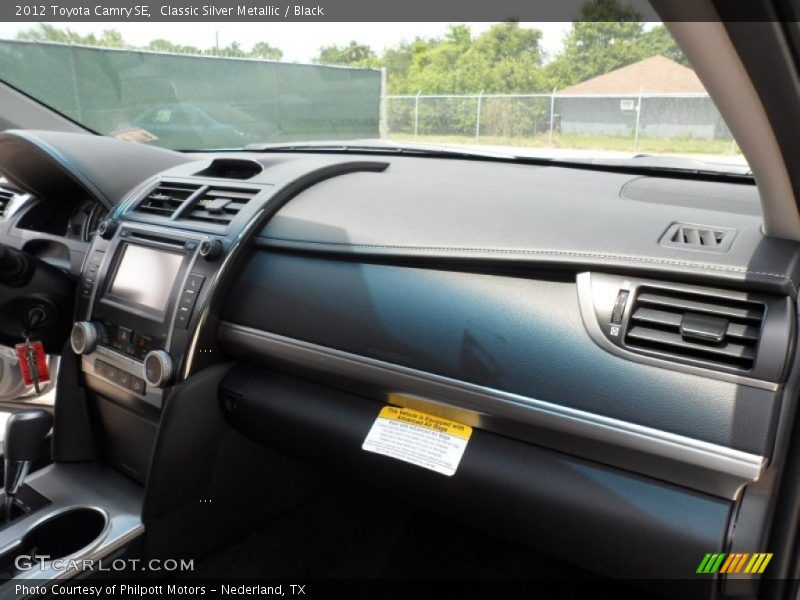 Classic Silver Metallic / Black 2012 Toyota Camry SE
