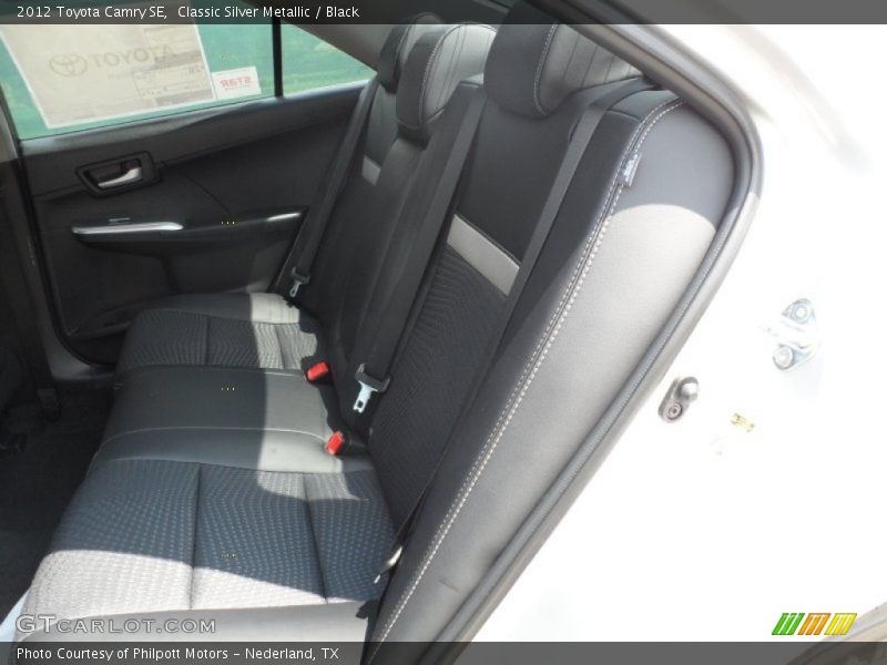 Classic Silver Metallic / Black 2012 Toyota Camry SE