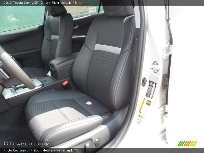 Classic Silver Metallic / Black 2012 Toyota Camry SE