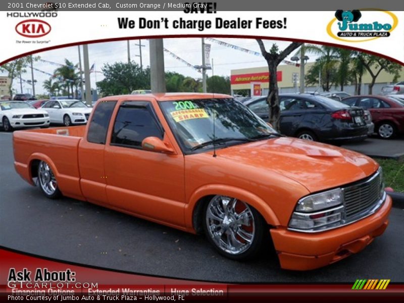 Custom Orange / Medium Gray 2001 Chevrolet S10 Extended Cab