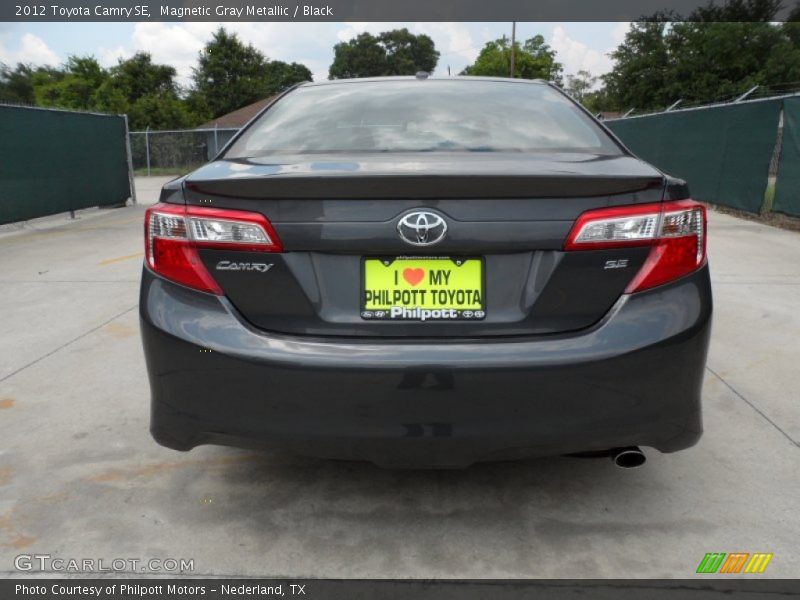 Magnetic Gray Metallic / Black 2012 Toyota Camry SE