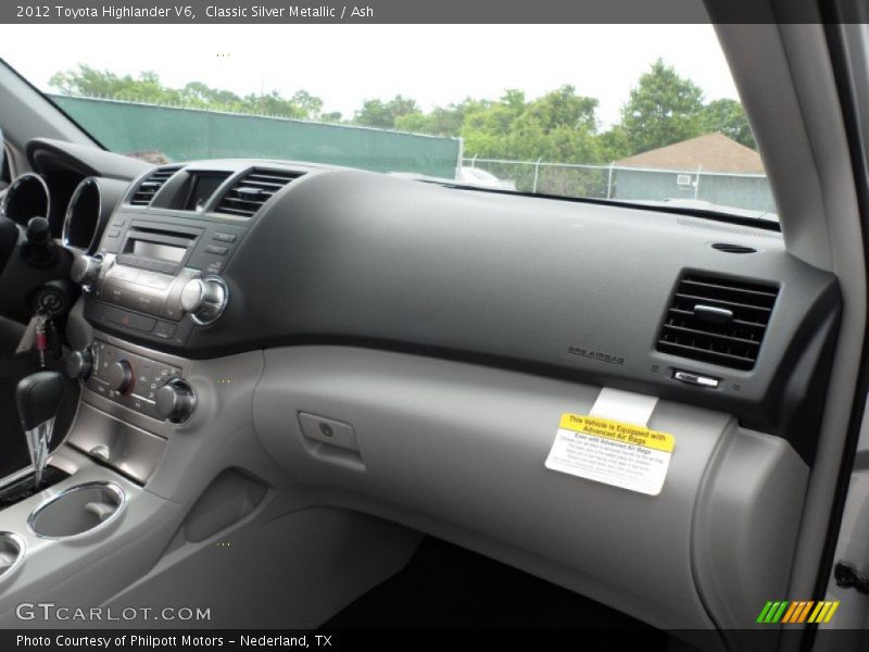 Classic Silver Metallic / Ash 2012 Toyota Highlander V6