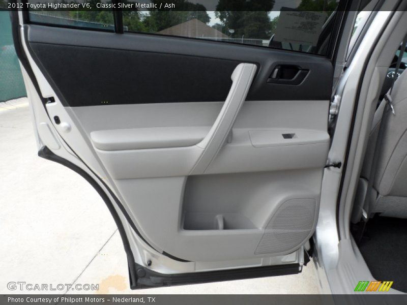 Classic Silver Metallic / Ash 2012 Toyota Highlander V6