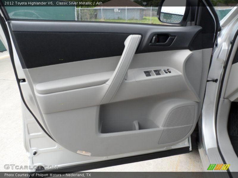 Classic Silver Metallic / Ash 2012 Toyota Highlander V6