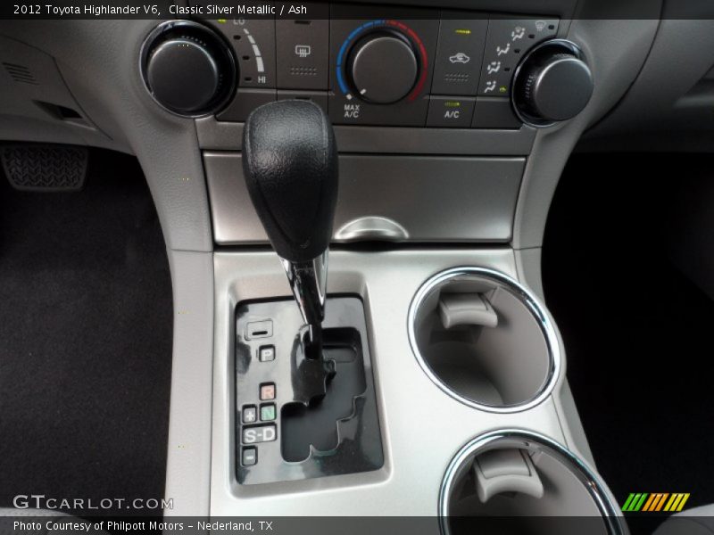 Classic Silver Metallic / Ash 2012 Toyota Highlander V6