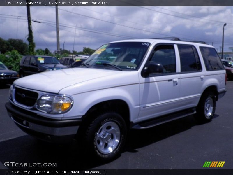 Oxford White / Medium Prairie Tan 1998 Ford Explorer XLT