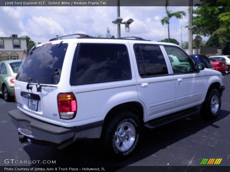 Oxford White / Medium Prairie Tan 1998 Ford Explorer XLT