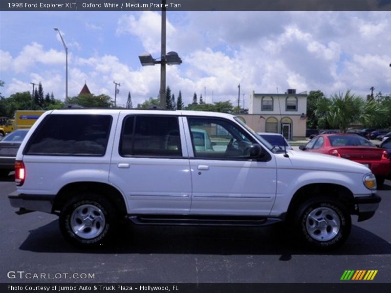 Oxford White / Medium Prairie Tan 1998 Ford Explorer XLT