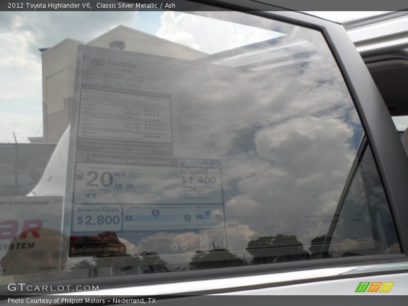 Classic Silver Metallic / Ash 2012 Toyota Highlander V6