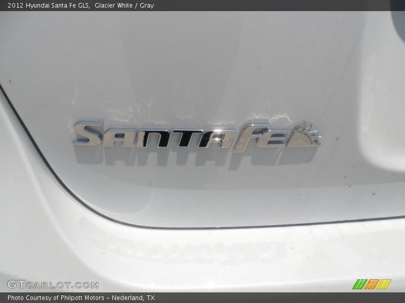 Glacier White / Gray 2012 Hyundai Santa Fe GLS